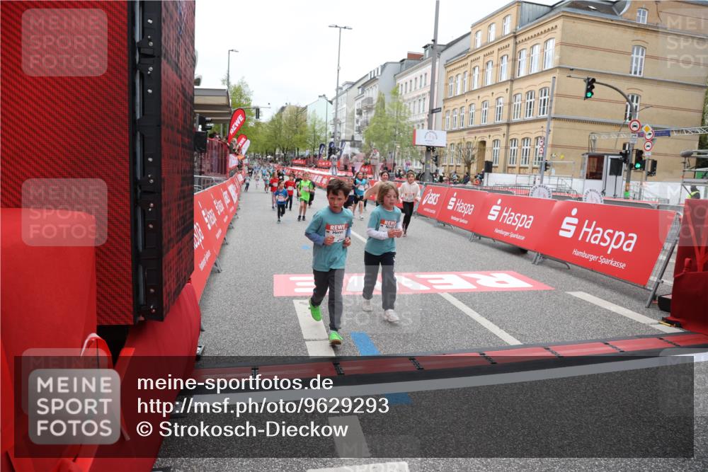 25.04.2026 - Das Zehntel Strokosch-Dieckow http://msf.ph/oto/9629293 25.04.2026 11:07:32 Ziel 5611, 5631, 5877, 6239, 7189, 7490, 7743 meine-sportfotos.de