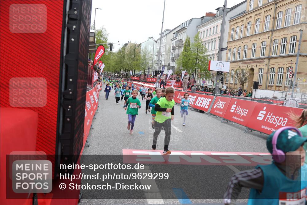 25.04.2026 - Das Zehntel Strokosch-Dieckow http://msf.ph/oto/9629299 25.04.2026 11:04:26 Ziel 5052, 5630, 5645, 5945, 5948, 5971, 6460, 6466, 6567, 6664, 7064, 7087, 7117, 7237, 7269, 7600, 7994 meine-sportfotos.de