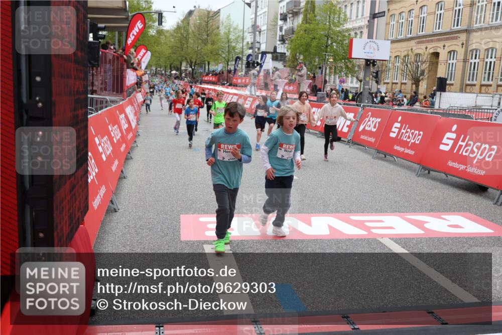 25.04.2026 - Das Zehntel Strokosch-Dieckow http://msf.ph/oto/9629303 25.04.2026 11:07:32 Ziel 5611, 5631, 5877, 6239, 7189, 7490, 7743 meine-sportfotos.de
