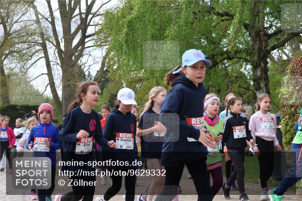 25.04.2026 - Das Zehntel Zöllner http://msf.ph/oto/9629332 25.04.2026 07:47:07 Laufen 3876, 3063, 3058, 1, 3296 meine-sportfotos.de