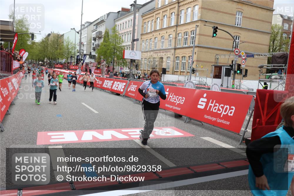 25.04.2026 - Das Zehntel Strokosch-Dieckow http://msf.ph/oto/9629358 25.04.2026 11:07:29 Ziel 5174, 5177, 5611, 5631, 5654, 5877, 7189, 7743 meine-sportfotos.de