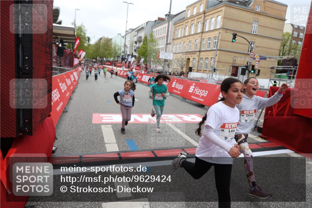 25.04.2026 - Das Zehntel Strokosch-Dieckow http://msf.ph/oto/9629424 25.04.2026 11:07:26 Ziel 5174, 5177, 5210, 5611, 5631, 5654, 5656, 5687, 5877, 6445, 6469, 7189, 7793 meine-sportfotos.de