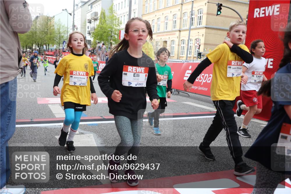 25.04.2026 - Das Zehntel Strokosch-Dieckow http://msf.ph/oto/9629437 25.04.2026 09:02:34 Ziel 1807, 1941, 1942, 1950, 1957, 2201, 2348, 2485, 2745, 2795, 2888, 2939, 3032, 3640, 3770, 3896 meine-sportfotos.de