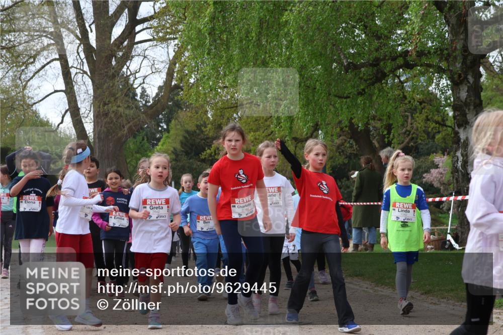 25.04.2026 - Das Zehntel Zöllner http://msf.ph/oto/9629445 25.04.2026 07:47:09 Laufen 2842, 2569, 72 meine-sportfotos.de