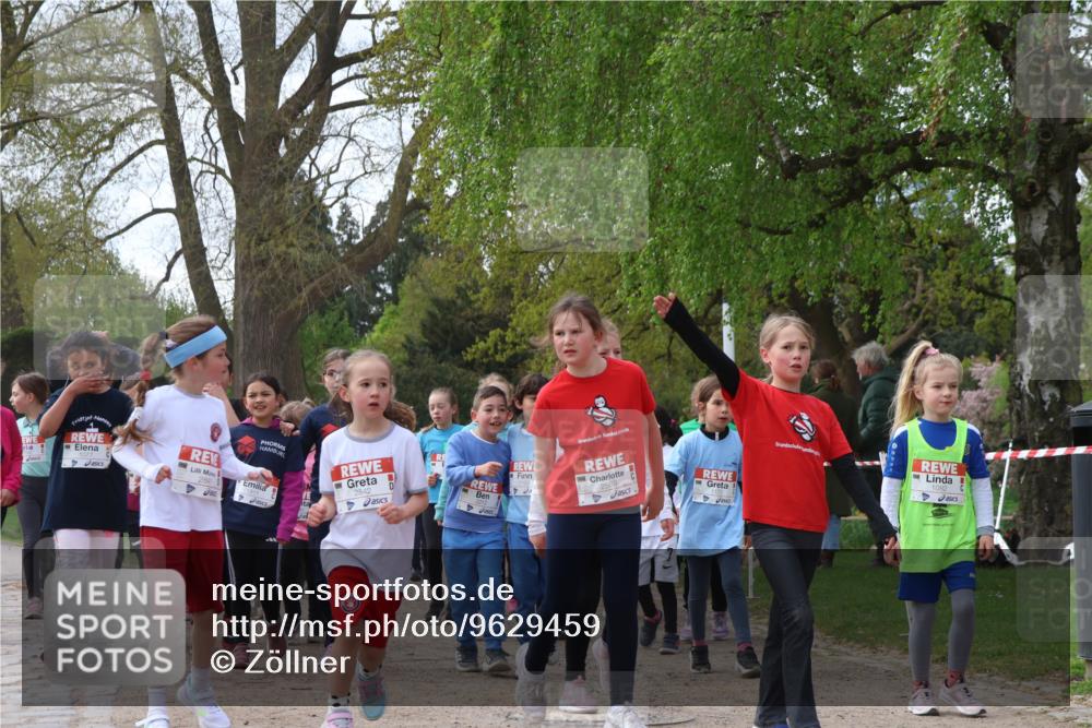 25.04.2026 - Das Zehntel Zöllner http://msf.ph/oto/9629459 25.04.2026 07:47:09 Laufen 2841, 050, 2842, 87, 2569 meine-sportfotos.de