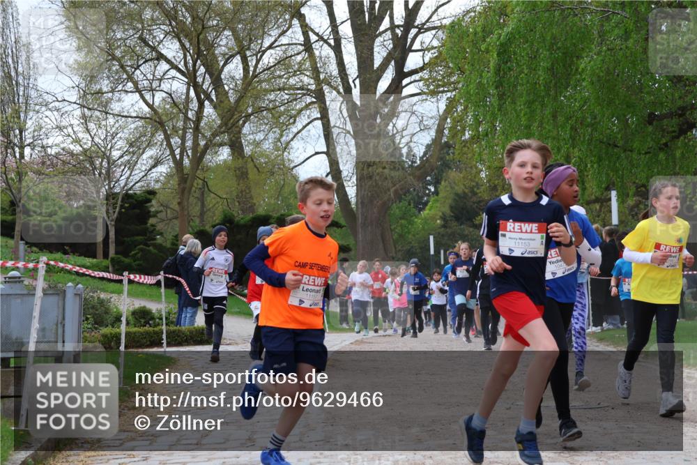 25.04.2026 - Das Zehntel Zöllner http://msf.ph/oto/9629466 25.04.2026 11:42:02 Laufen 11157, 11153, 104 meine-sportfotos.de