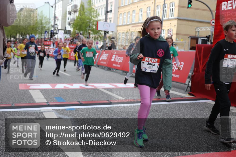 25.04.2026 - Das Zehntel Strokosch-Dieckow http://msf.ph/oto/9629492 25.04.2026 09:02:36 Ziel 1293, 1530, 1807, 1941, 1942, 1950, 1957, 2201, 2407, 2485, 2759, 2766, 2795, 2888, 2939, 3032, 3628, 3640, 3692, 3770, 3896, 3983 meine-sportfotos.de
