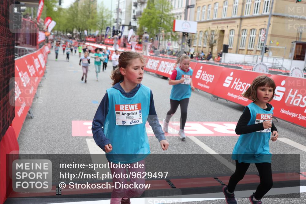 25.04.2026 - Das Zehntel Strokosch-Dieckow http://msf.ph/oto/9629497 25.04.2026 11:07:23 Ziel 5174, 5177, 5210, 5654, 5656, 5687, 6445, 6469, 6776, 6835, 6841, 6863, 7793 meine-sportfotos.de