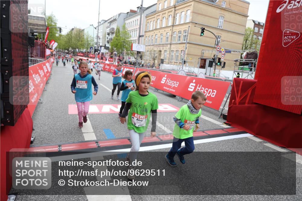 25.04.2026 - Das Zehntel Strokosch-Dieckow http://msf.ph/oto/9629511 25.04.2026 11:07:22 Ziel 5210, 5654, 5656, 5687, 6445, 6469, 6776, 6835, 6841, 6863, 7793 meine-sportfotos.de