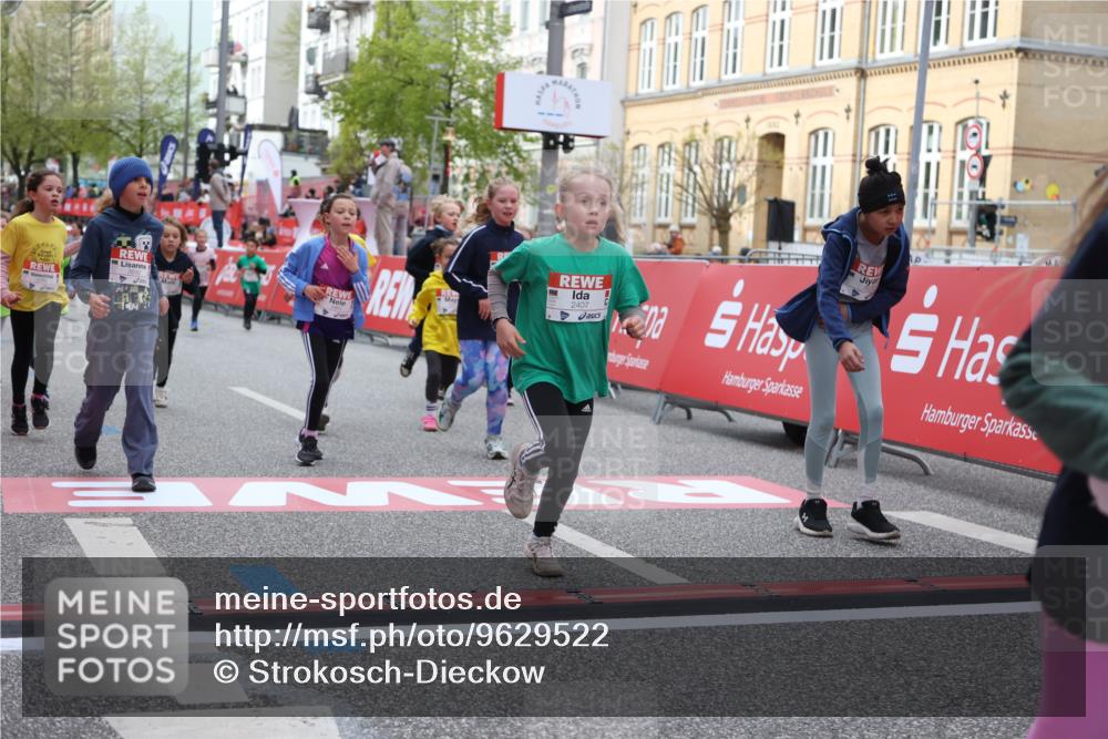 25.04.2026 - Das Zehntel Strokosch-Dieckow http://msf.ph/oto/9629522 25.04.2026 09:02:37 Ziel 1057, 1249, 1252, 1293, 1527, 1530, 1807, 1941, 1942, 1950, 1957, 2407, 2485, 2759, 2766, 2795, 2888, 2939, 3032, 3147, 3628, 3640, 3692, 3770, 3896, 3983 meine-sportfotos.de