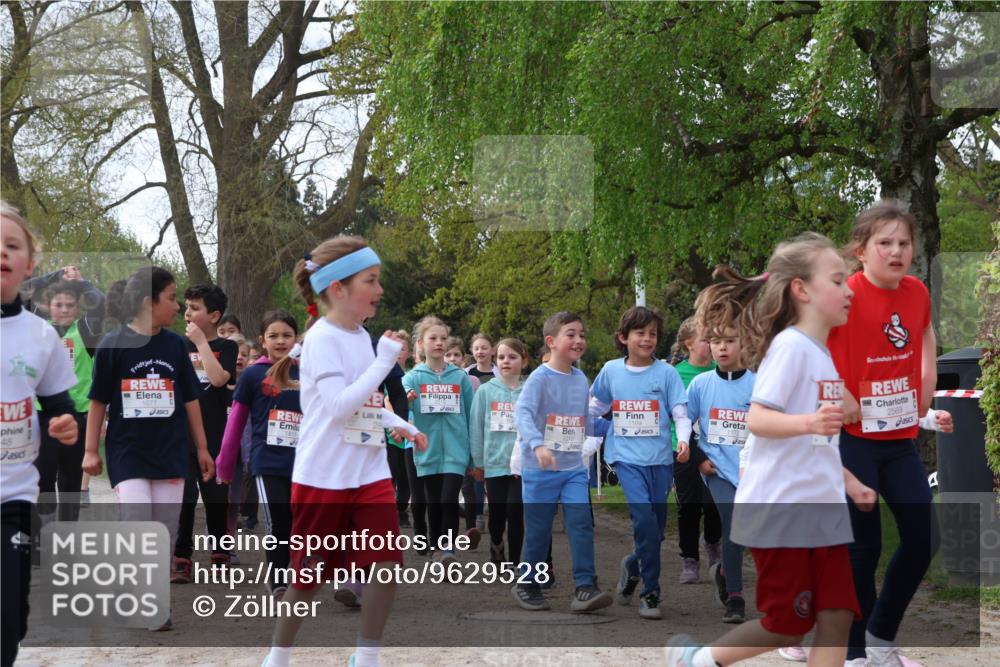 25.04.2026 - Das Zehntel Zöllner http://msf.ph/oto/9629528 25.04.2026 07:47:11 Laufen 1169, 48, 1077, 97, 2569 meine-sportfotos.de