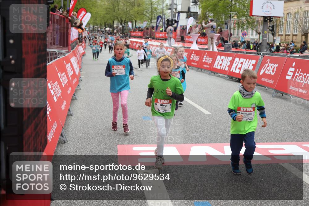 25.04.2026 - Das Zehntel Strokosch-Dieckow http://msf.ph/oto/9629534 25.04.2026 11:07:21 Ziel 5210, 5654, 5656, 5687, 5919, 6445, 6469, 6776, 6835, 6841, 6863, 7793 meine-sportfotos.de