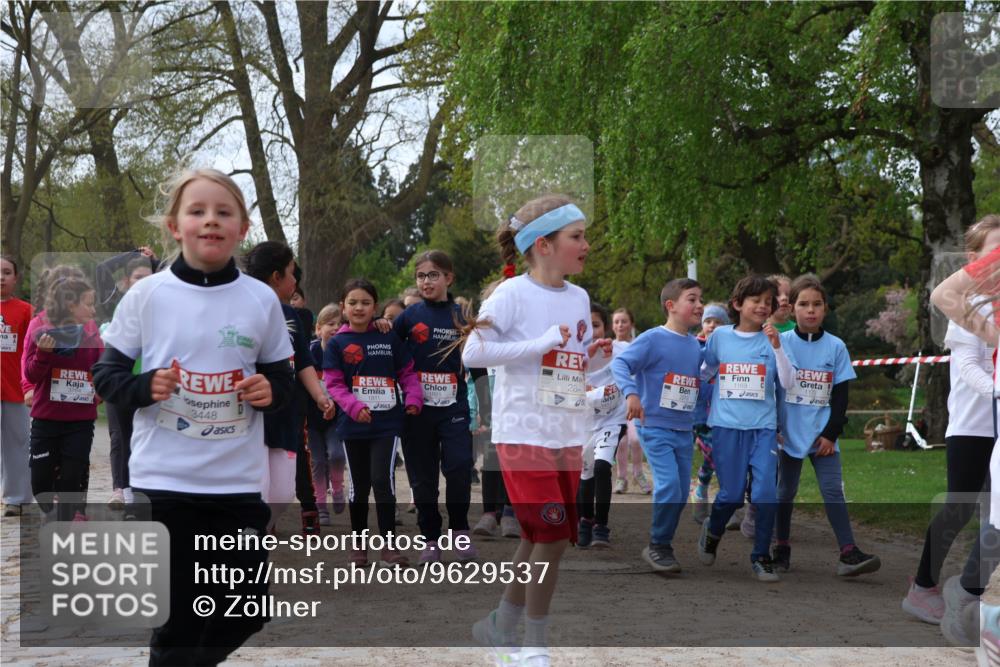 25.04.2026 - Das Zehntel Zöllner http://msf.ph/oto/9629537 25.04.2026 07:47:11 Laufen 3448, 1811, 1821, 284 meine-sportfotos.de