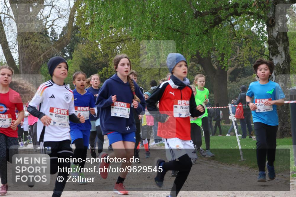 25.04.2026 - Das Zehntel Zöllner http://msf.ph/oto/9629545 25.04.2026 11:42:03 Laufen 230, 12987, 499, 11235, 1296, 11323 meine-sportfotos.de
