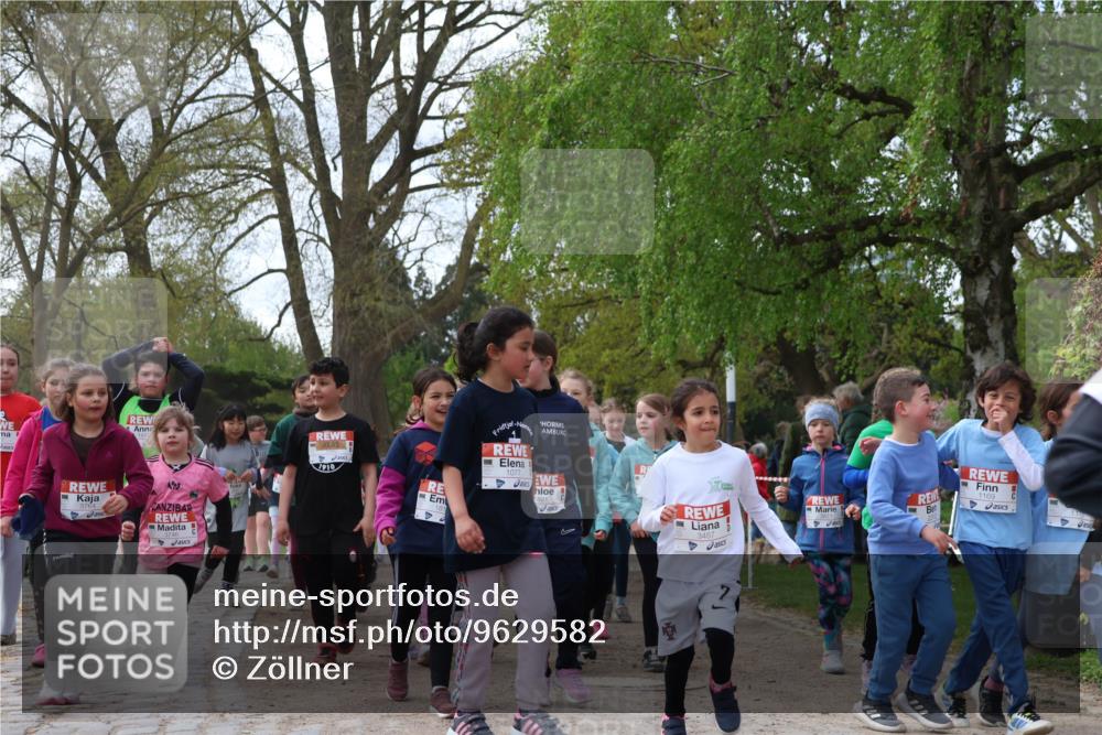 25.04.2026 - Das Zehntel Zöllner http://msf.ph/oto/9629582 25.04.2026 07:47:12 Laufen 3764, 42, 1910, 1077, 3457, 2 meine-sportfotos.de
