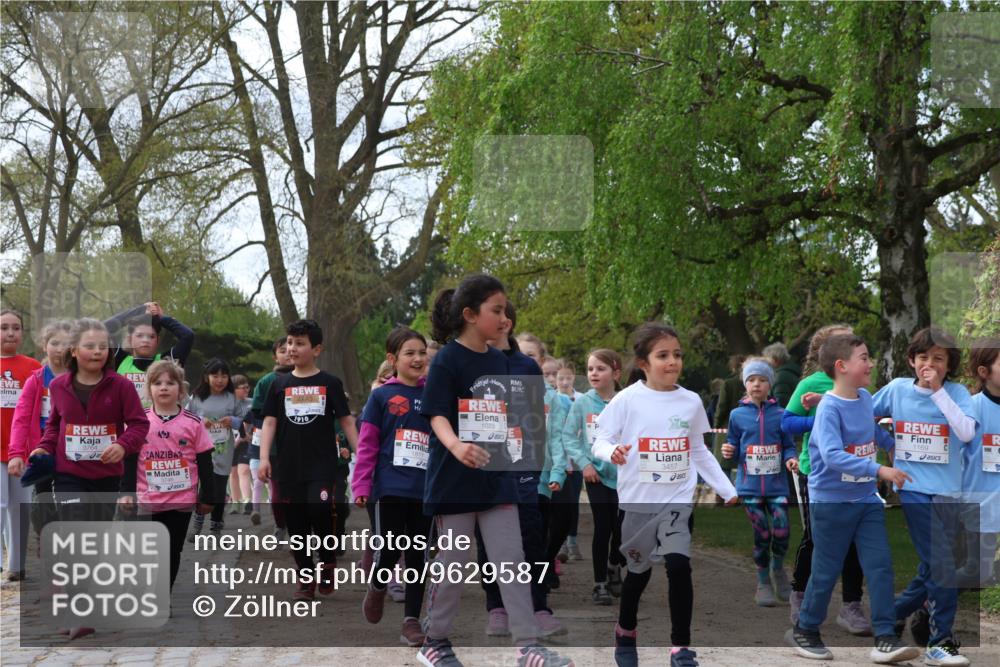 25.04.2026 - Das Zehntel Zöllner http://msf.ph/oto/9629587 25.04.2026 07:47:12 Laufen 1910, 1811, 3457, 1169, 7 meine-sportfotos.de