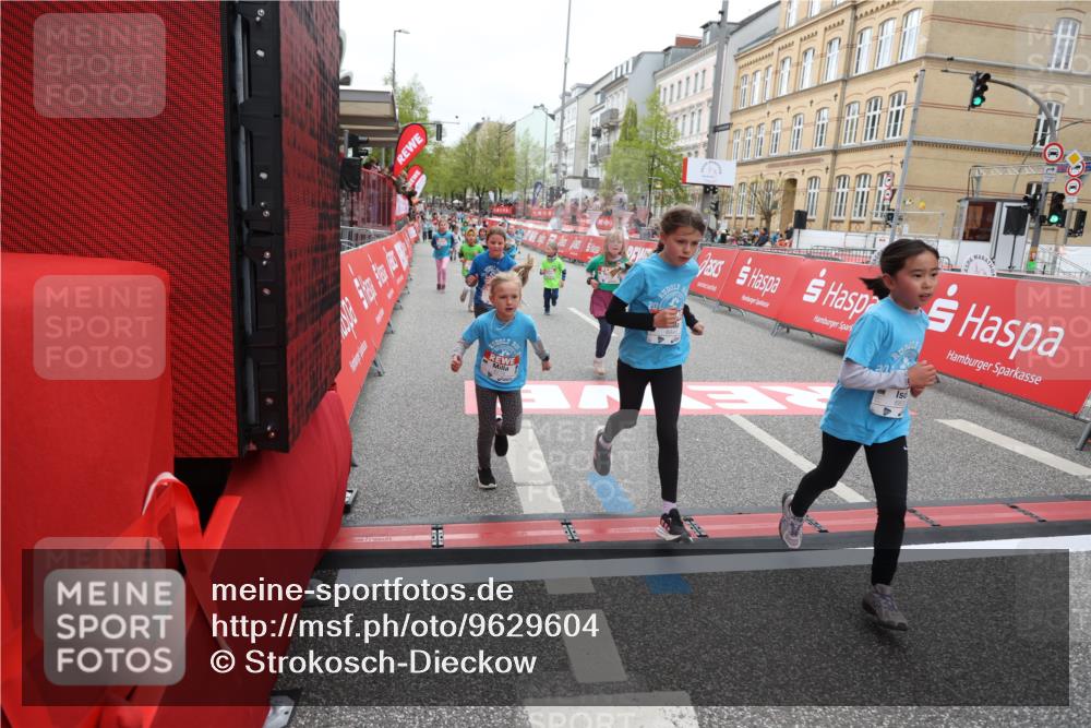 25.04.2026 - Das Zehntel Strokosch-Dieckow http://msf.ph/oto/9629604 25.04.2026 11:07:18 Ziel 5919, 6445, 6776, 6796, 6807, 6835, 6841, 6863 meine-sportfotos.de