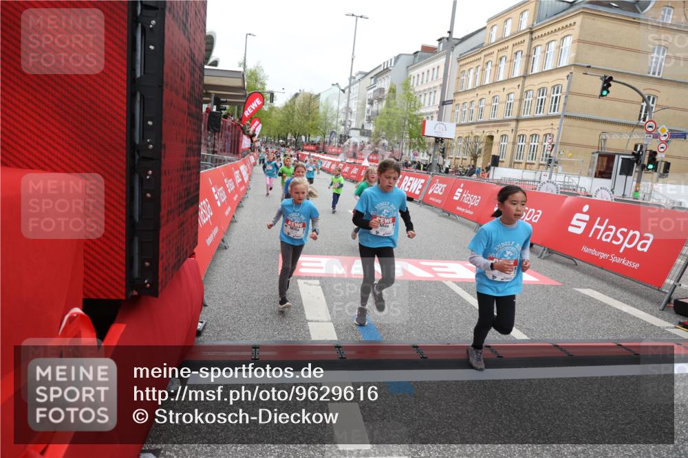 25.04.2026 - Das Zehntel Strokosch-Dieckow http://msf.ph/oto/9629616 25.04.2026 11:07:18 Ziel 5919, 6445, 6776, 6796, 6807, 6835, 6841, 6863 meine-sportfotos.de