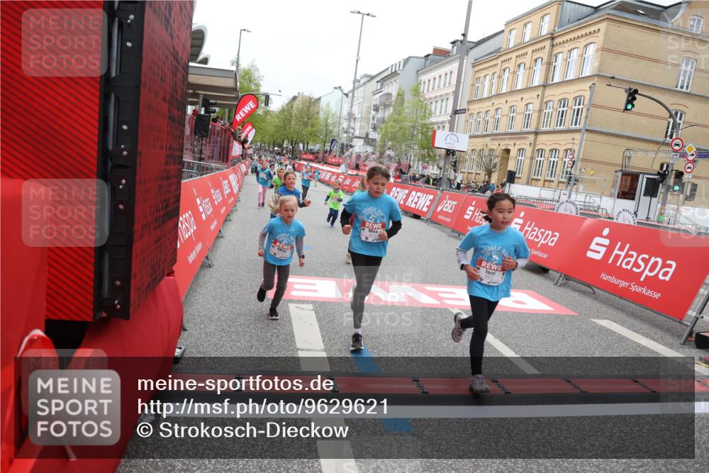 25.04.2026 - Das Zehntel Strokosch-Dieckow http://msf.ph/oto/9629621 25.04.2026 11:07:18 Ziel 5919, 6445, 6776, 6796, 6807, 6835, 6841, 6863 meine-sportfotos.de