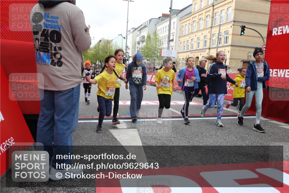 25.04.2026 - Das Zehntel Strokosch-Dieckow http://msf.ph/oto/9629643 25.04.2026 09:02:39 Ziel 1000, 1057, 1249, 1252, 1293, 1527, 1530, 1941, 1942, 1950, 1957, 2407, 2485, 2759, 2766, 2795, 2888, 3032, 3137, 3147, 3628, 3692, 3770, 3954, 3983 meine-sportfotos.de