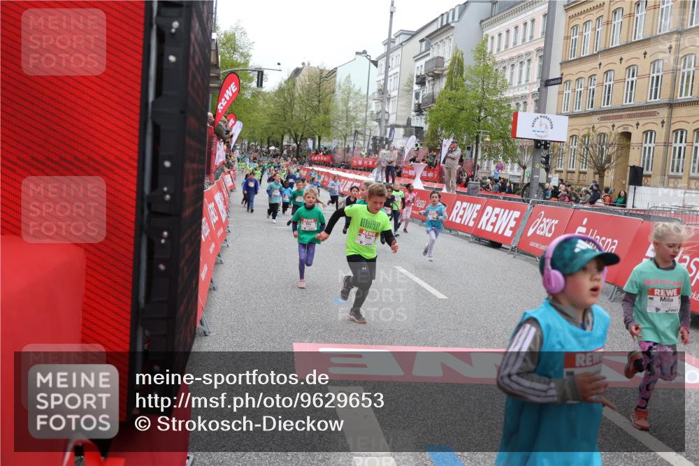 25.04.2026 - Das Zehntel Strokosch-Dieckow http://msf.ph/oto/9629653 25.04.2026 11:04:25 Ziel 5052, 5053, 5630, 5945, 5948, 5971, 6460, 6466, 6567, 6887, 7064, 7087, 7117, 7237, 7269, 7600, 7980, 7994 meine-sportfotos.de