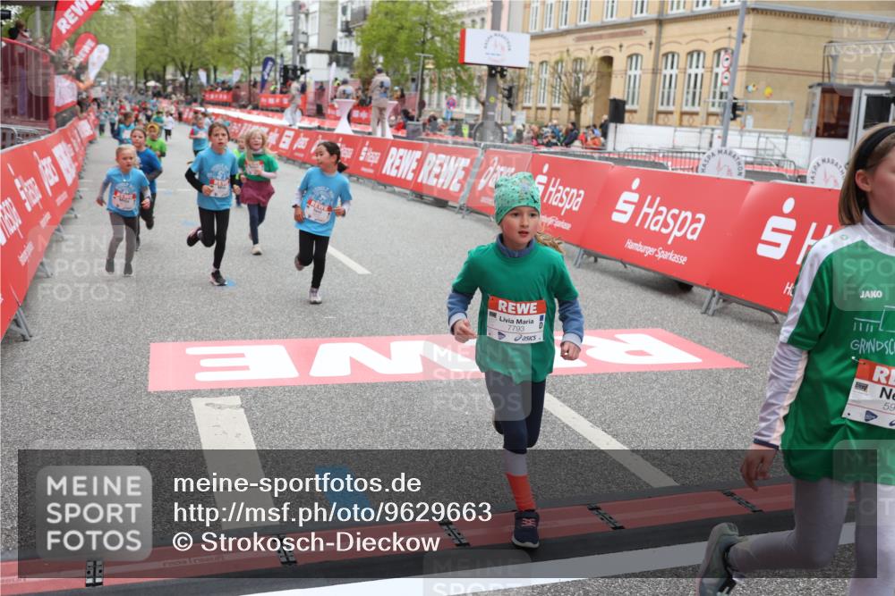 25.04.2026 - Das Zehntel Strokosch-Dieckow http://msf.ph/oto/9629663 25.04.2026 11:07:16 Ziel 5893, 5919, 6776, 6796, 6807, 6835, 6841 meine-sportfotos.de