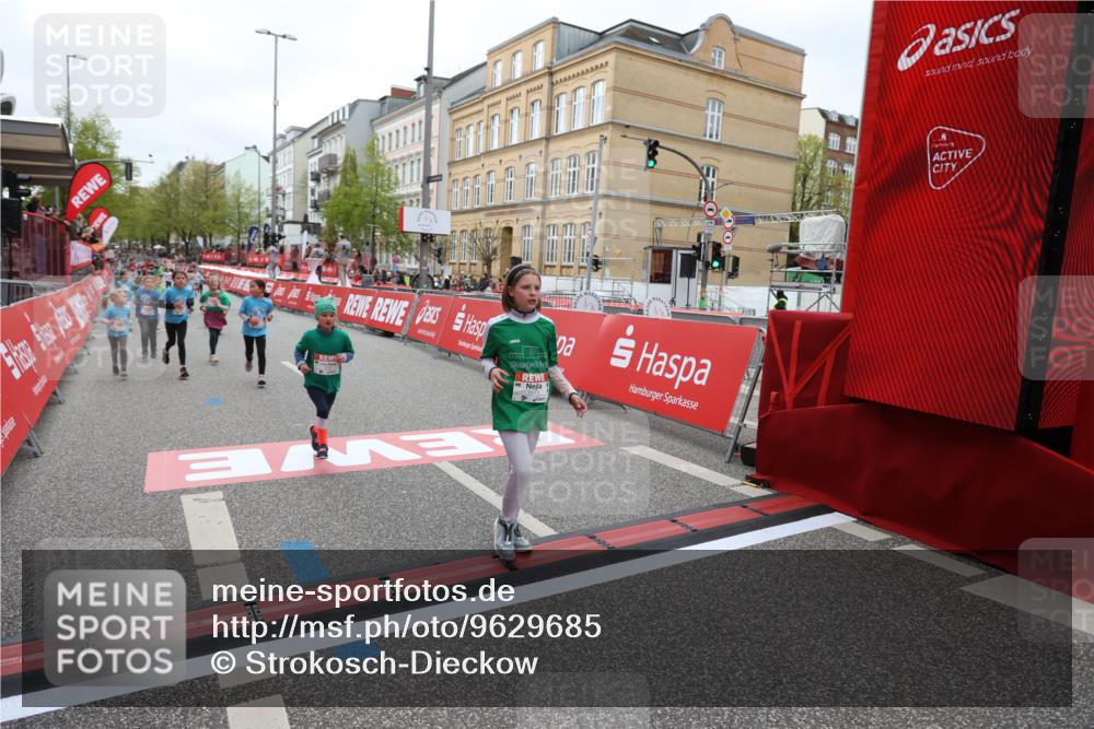 25.04.2026 - Das Zehntel Strokosch-Dieckow http://msf.ph/oto/9629685 25.04.2026 11:07:16 Ziel 5893, 5919, 6776, 6796, 6807, 6835, 6841 meine-sportfotos.de