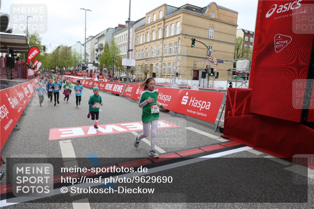 25.04.2026 - Das Zehntel Strokosch-Dieckow http://msf.ph/oto/9629690 25.04.2026 11:07:16 Ziel 5893, 5919, 6776, 6796, 6807, 6835, 6841 meine-sportfotos.de