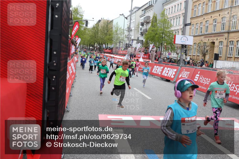 25.04.2026 - Das Zehntel Strokosch-Dieckow http://msf.ph/oto/9629734 25.04.2026 11:04:25 Ziel 5052, 5053, 5630, 5945, 5948, 5971, 6460, 6466, 6567, 6887, 7064, 7087, 7117, 7237, 7269, 7600, 7980, 7994 meine-sportfotos.de
