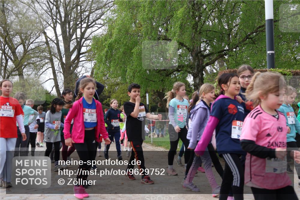 25.04.2026 - Das Zehntel Zöllner http://msf.ph/oto/9629752 25.04.2026 07:47:16 Laufen 1403, 1910 meine-sportfotos.de