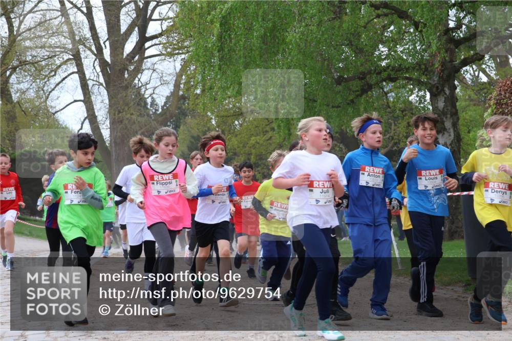25.04.2026 - Das Zehntel Zöllner http://msf.ph/oto/9629754 25.04.2026 11:42:08 Laufen 11241, 12269, 11914, 10513 meine-sportfotos.de