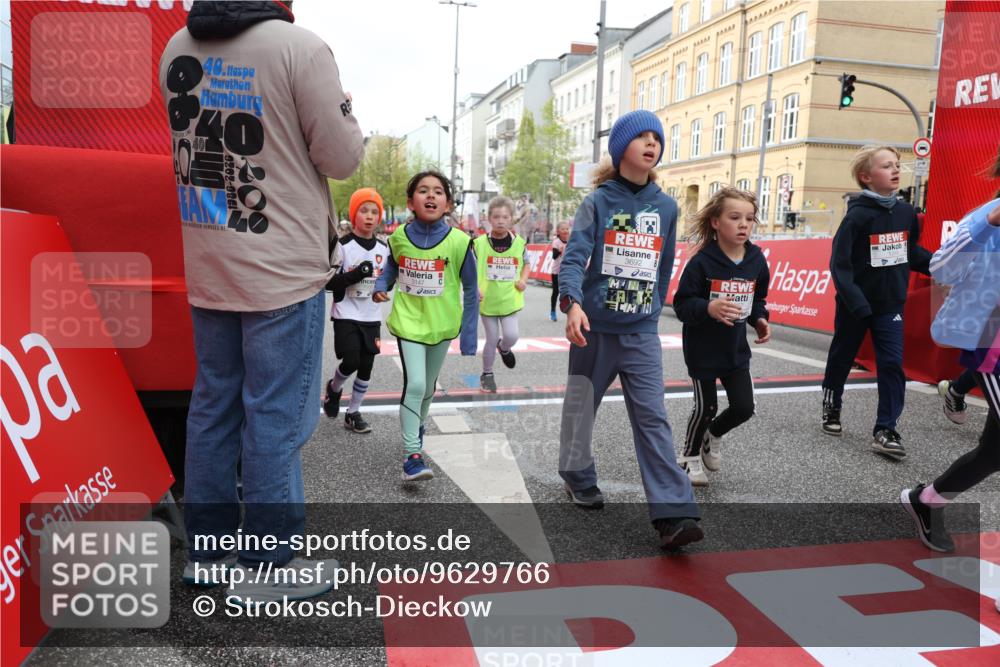 25.04.2026 - Das Zehntel Strokosch-Dieckow http://msf.ph/oto/9629766 25.04.2026 09:02:40 Ziel 1000, 1057, 1249, 1252, 1293, 1527, 1530, 1950, 2407, 2485, 2759, 2766, 2850, 3032, 3137, 3147, 3628, 3692, 3770, 3954, 3983 meine-sportfotos.de