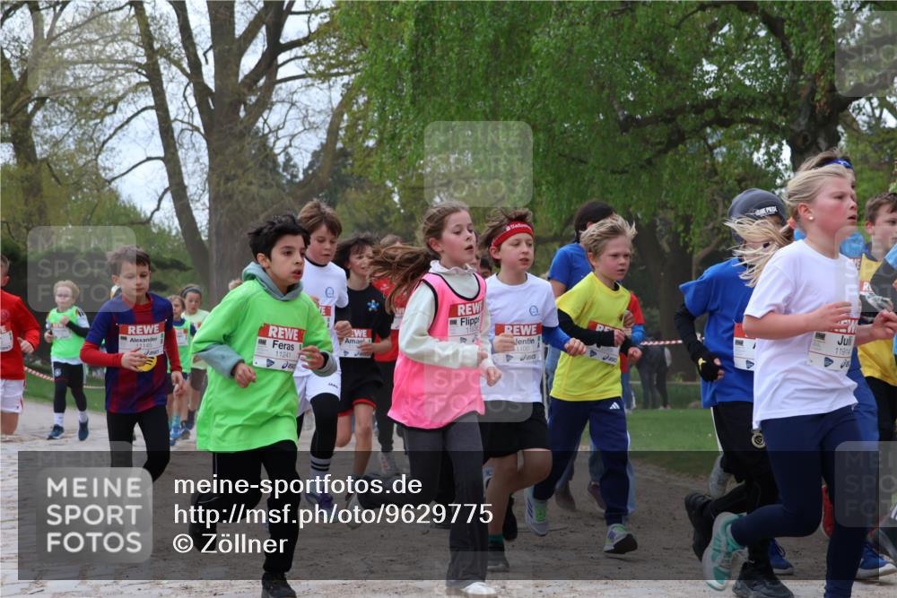 25.04.2026 - Das Zehntel Zöllner http://msf.ph/oto/9629775 25.04.2026 11:42:08 Laufen 1163, 1100, 11145, 11241, 11914 meine-sportfotos.de