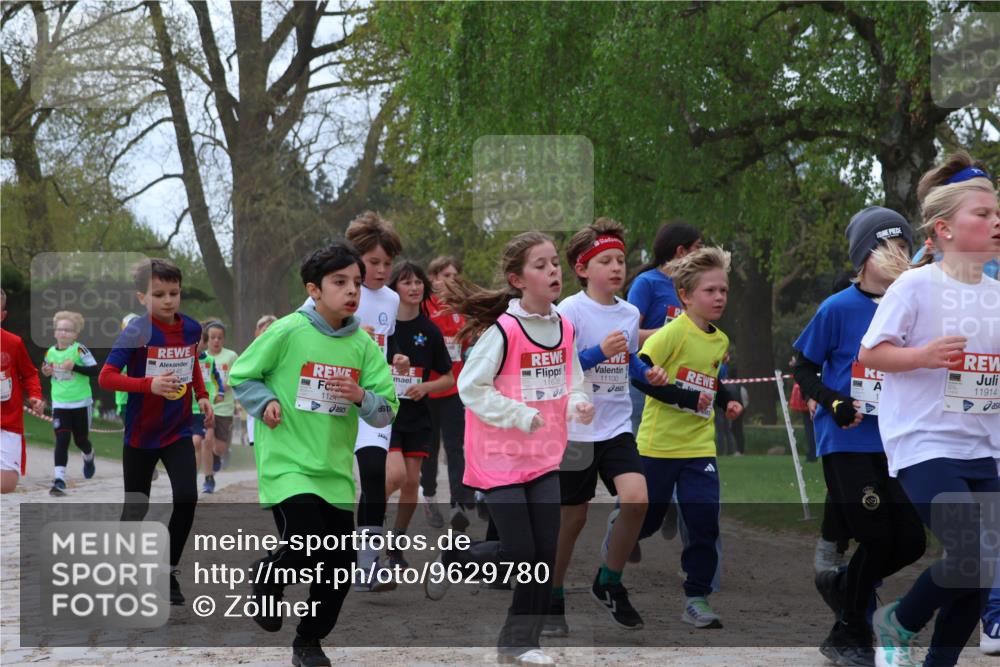 25.04.2026 - Das Zehntel Zöllner http://msf.ph/oto/9629780 25.04.2026 11:42:08 Laufen 11636, 11100, 112, 11914 meine-sportfotos.de