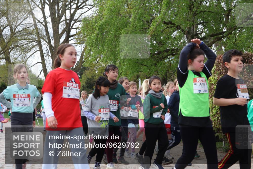 25.04.2026 - Das Zehntel Zöllner http://msf.ph/oto/9629792 25.04.2026 07:47:17 Laufen 3749, 2677, 4036, 3018, 394, 1413 meine-sportfotos.de