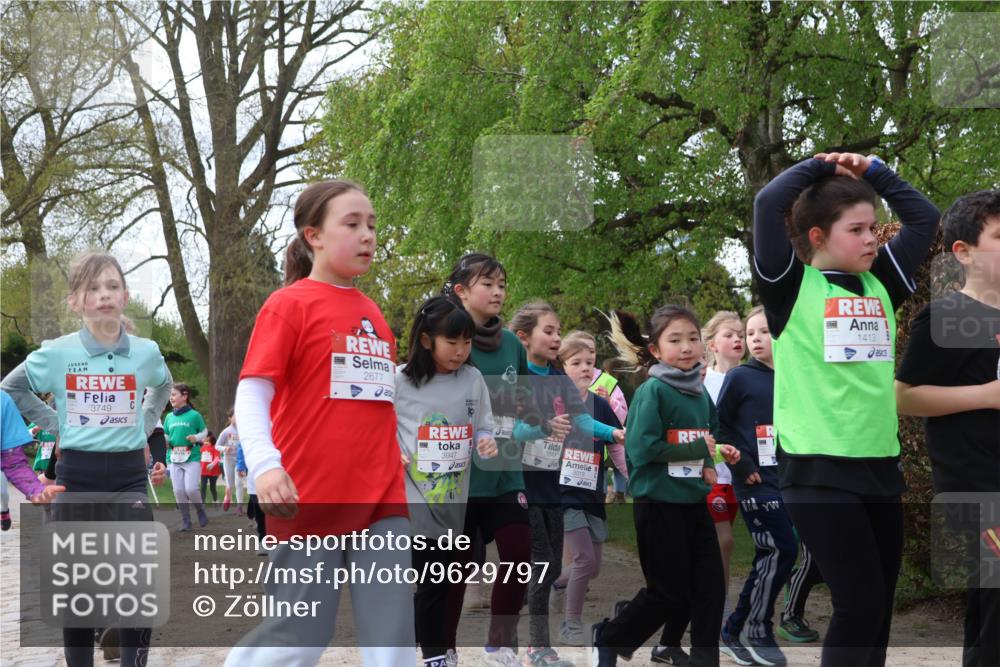 25.04.2026 - Das Zehntel Zöllner http://msf.ph/oto/9629797 25.04.2026 07:47:17 Laufen 3749, 2677, 3947, 3013, 1413 meine-sportfotos.de