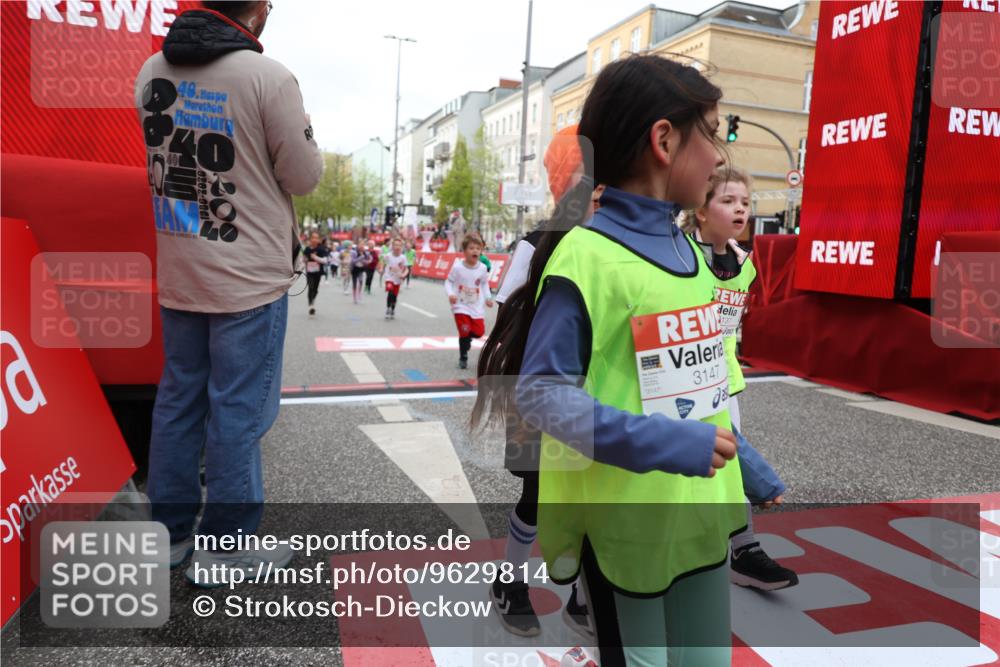 25.04.2026 - Das Zehntel Strokosch-Dieckow http://msf.ph/oto/9629814 25.04.2026 09:02:42 Ziel 1000, 1007, 1057, 1249, 1252, 1293, 1527, 1530, 2228, 2375, 2407, 2485, 2759, 2766, 2847, 2850, 3137, 3147, 3628, 3692, 3954, 3983 meine-sportfotos.de