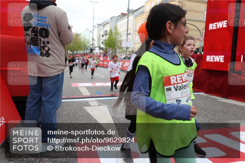 25.04.2026 - Das Zehntel Strokosch-Dieckow http://msf.ph/oto/9629824 25.04.2026 09:02:42 Ziel 1000, 1007, 1057, 1249, 1252, 1293, 1527, 1530, 2228, 2375, 2407, 2485, 2759, 2766, 2847, 2850, 3137, 3147, 3628, 3692, 3954, 3983 meine-sportfotos.de