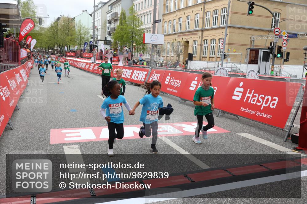 25.04.2026 - Das Zehntel Strokosch-Dieckow http://msf.ph/oto/9629839 25.04.2026 11:07:07 Ziel 5607, 5620, 5639, 5890, 6621, 6769, 6775, 7353, 7354, 7415, 7418, 7765, 7786 meine-sportfotos.de