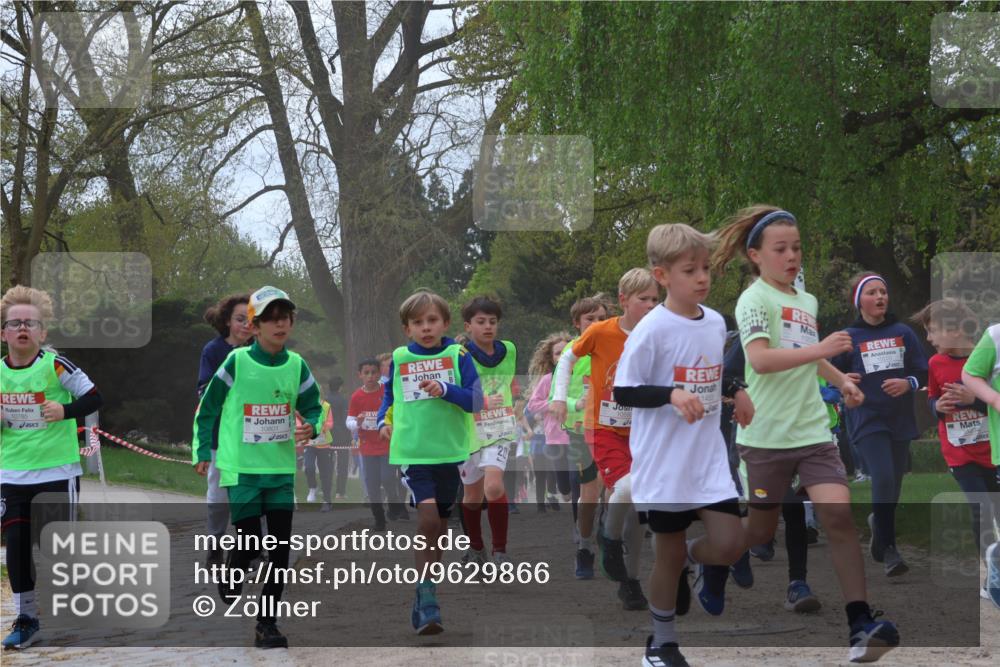 25.04.2026 - Das Zehntel Zöllner http://msf.ph/oto/9629866 25.04.2026 11:42:11 Laufen 10785, 10801, 11972, 1458 meine-sportfotos.de