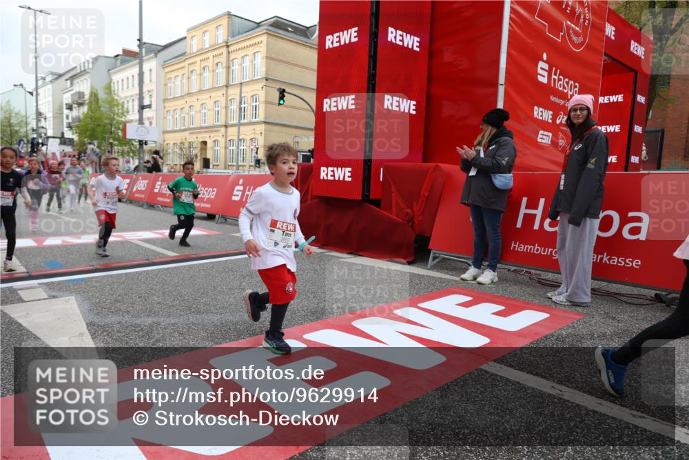 25.04.2026 - Das Zehntel Strokosch-Dieckow http://msf.ph/oto/9629914 25.04.2026 09:02:44 Ziel 1000, 1007, 1012, 1057, 1249, 1252, 1293, 1527, 1530, 2228, 2235, 2375, 2759, 2766, 2847, 2850, 3137, 3147, 3692, 3787, 3819, 3820, 3954, 3983 meine-sportfotos.de