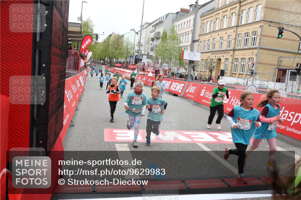 25.04.2026 - Das Zehntel Strokosch-Dieckow http://msf.ph/oto/9629983 25.04.2026 11:07:01 Ziel 5010, 5191, 5607, 5620, 5623, 5640, 6626, 7068, 7083, 7353, 7354, 7415, 7418, 7454, 7460, 7816, 7871 meine-sportfotos.de