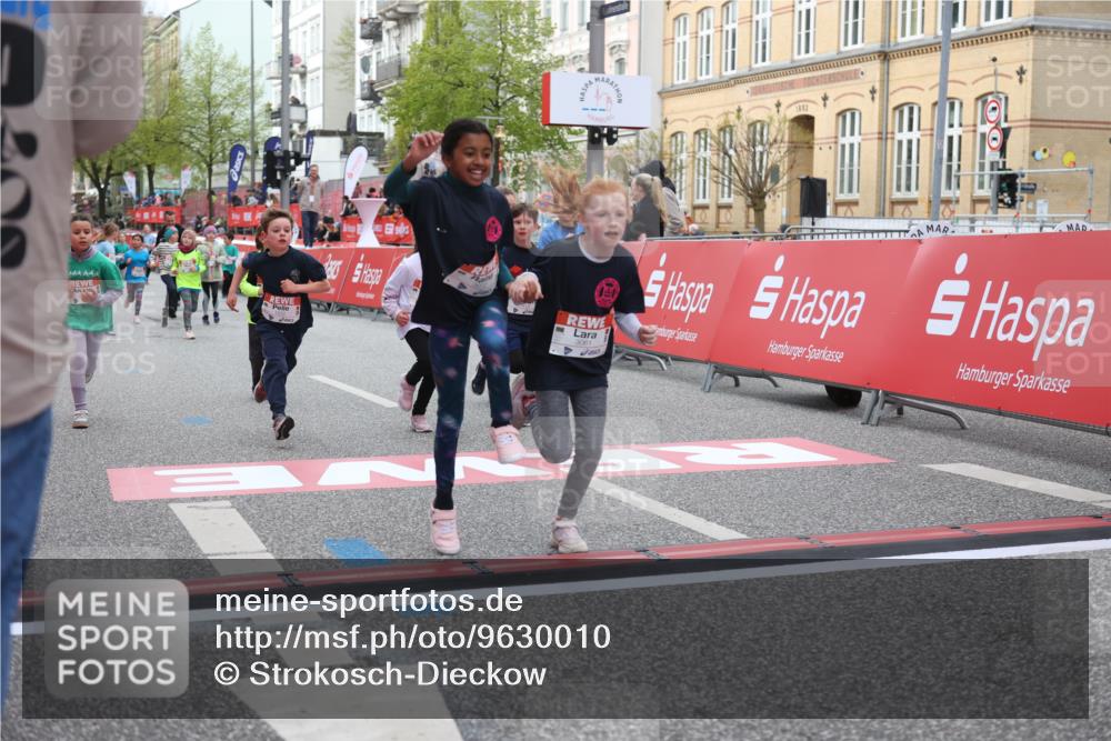 25.04.2026 - Das Zehntel Strokosch-Dieckow http://msf.ph/oto/9630010 25.04.2026 09:02:48 Ziel 1007, 1012, 1425, 1435, 1813, 2139, 2143, 2198, 2228, 2235, 2375, 2448, 2847, 2850, 3061, 3072, 3681, 3787, 3819, 3820 meine-sportfotos.de