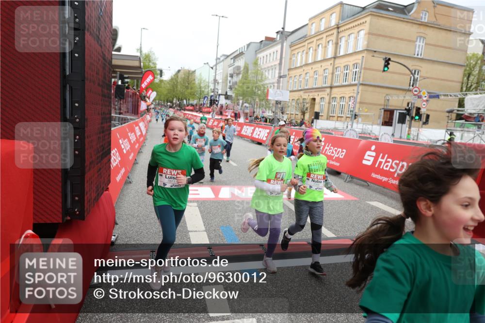25.04.2026 - Das Zehntel Strokosch-Dieckow http://msf.ph/oto/9630012 25.04.2026 11:07:00 Ziel 5010, 5191, 5607, 5620, 5623, 5640, 6626, 7068, 7083, 7353, 7415, 7418, 7454, 7460, 7816, 7871 meine-sportfotos.de