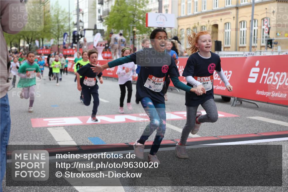 25.04.2026 - Das Zehntel Strokosch-Dieckow http://msf.ph/oto/9630020 25.04.2026 09:02:48 Ziel 1007, 1012, 1425, 1435, 1813, 2139, 2143, 2198, 2228, 2235, 2375, 2448, 2847, 2850, 3061, 3072, 3681, 3787, 3819, 3820 meine-sportfotos.de