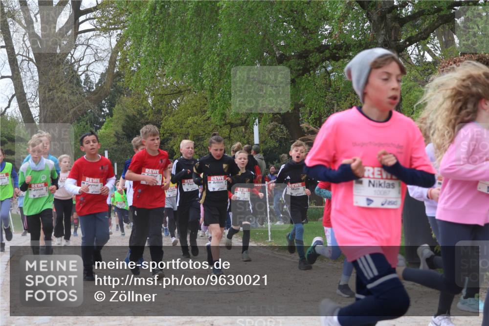 25.04.2026 - Das Zehntel Zöllner http://msf.ph/oto/9630021 25.04.2026 11:42:14 Laufen 10087 meine-sportfotos.de