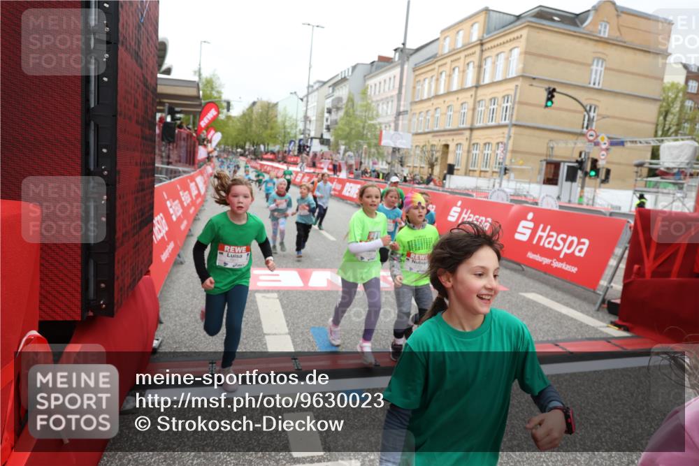 25.04.2026 - Das Zehntel Strokosch-Dieckow http://msf.ph/oto/9630023 25.04.2026 11:07:00 Ziel 5010, 5191, 5607, 5620, 5623, 5640, 6626, 7068, 7083, 7353, 7415, 7418, 7454, 7460, 7816, 7871 meine-sportfotos.de