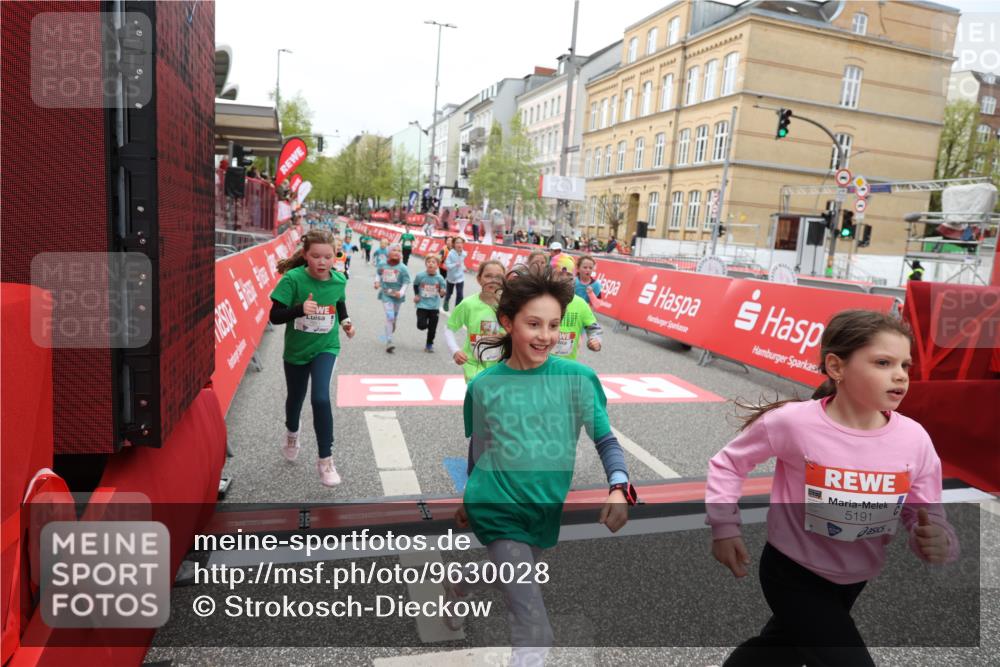 25.04.2026 - Das Zehntel Strokosch-Dieckow http://msf.ph/oto/9630028 25.04.2026 11:07:00 Ziel 5010, 5191, 5607, 5620, 5623, 5640, 6626, 7068, 7083, 7353, 7415, 7418, 7454, 7460, 7816, 7871 meine-sportfotos.de