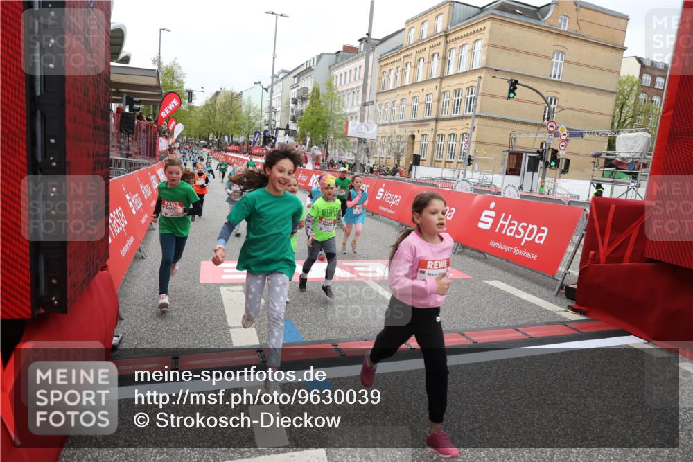 25.04.2026 - Das Zehntel Strokosch-Dieckow http://msf.ph/oto/9630039 25.04.2026 11:07:00 Ziel 5010, 5191, 5607, 5620, 5623, 5640, 6626, 7068, 7083, 7353, 7415, 7418, 7454, 7460, 7816, 7871 meine-sportfotos.de