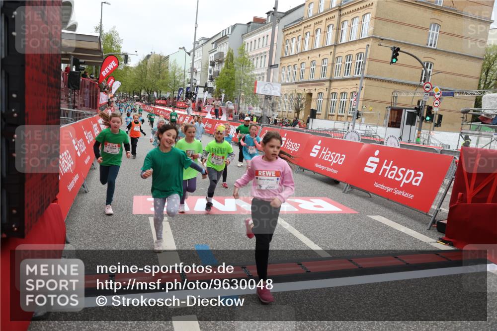 25.04.2026 - Das Zehntel Strokosch-Dieckow http://msf.ph/oto/9630048 25.04.2026 11:06:59 Ziel 5010, 5191, 5607, 5618, 5620, 5622, 5623, 5640, 5642, 6002, 6626, 7068, 7083, 7415, 7418, 7454, 7460, 7816, 7871 meine-sportfotos.de